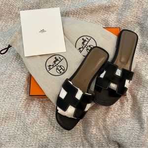 EUC 🧡 AUTHENTIC HERMĒS ORAN SANDALS